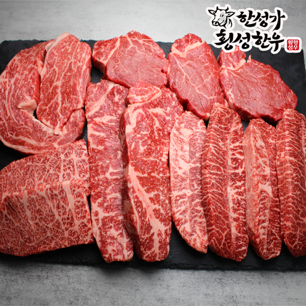 [한성가횡성한우]횡성한우 1+등급 모듬구이 2호 1kg(등심 300g,채끝 300g,특수부위 400g)